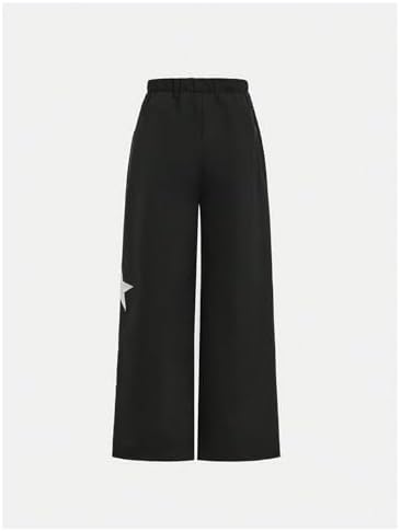 Baggy sweatpants start your day in style