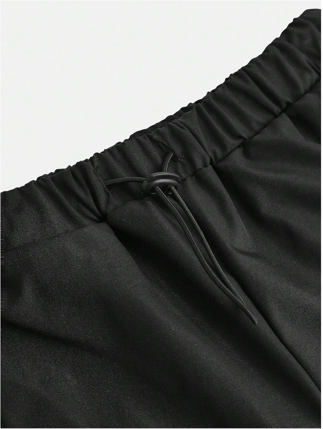 Baggy sweatpants start your day in style