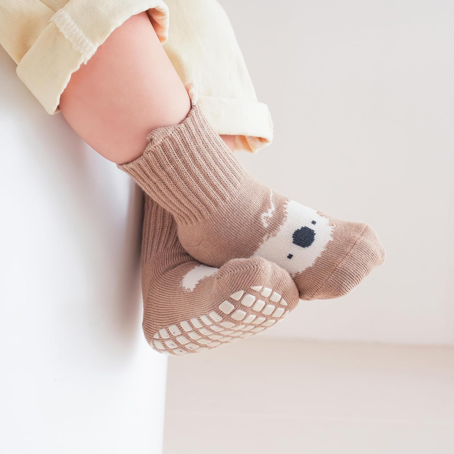 VWU Baby Crew Socks with Grips for Toddler